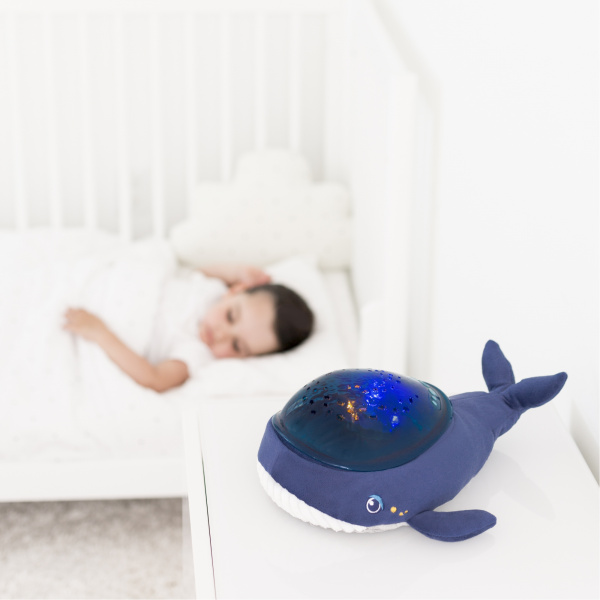 Peluche veilleuse bébé projection effets aquatiques baleine aqua dream Pabobo