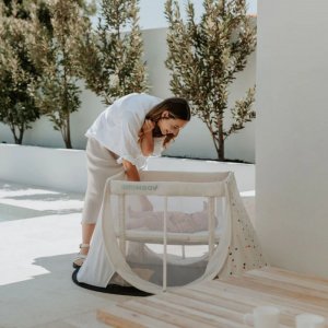 Lit de voyage instant confetti hearts Aeromoov