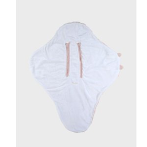 Couverture nomade en fausse fourrure rose Noukies