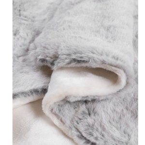 Couverture bébé 75 x 100 cm fausse fourrure grise Noukies