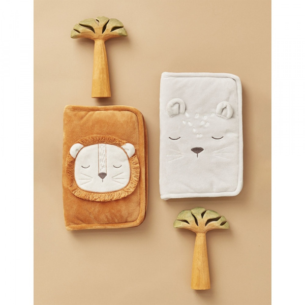 Protège carnet de santé kendi en veloudoux gris Noukies