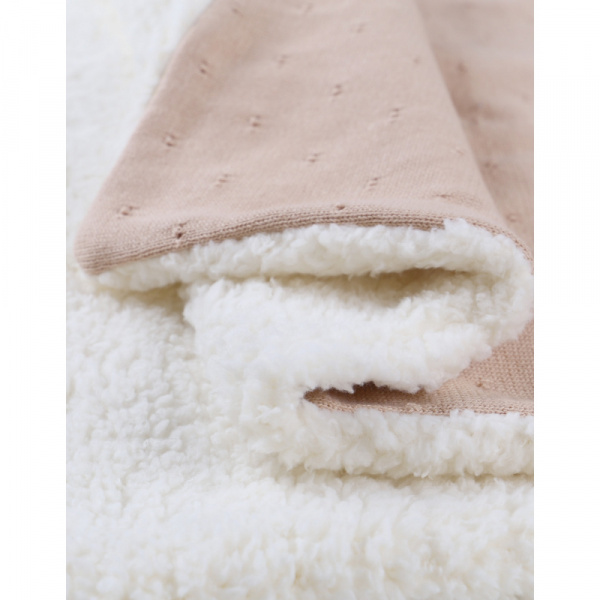 Couverture en tricot 75x100cm powder pink avec sherpa - mix and match Noukies