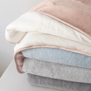 Plaid bébé choux blush Bemini