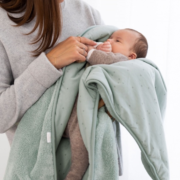 Plaid bébé vert sauge Bemini