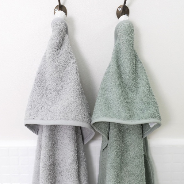 Sortie de bain enfant vert sauge Bemini