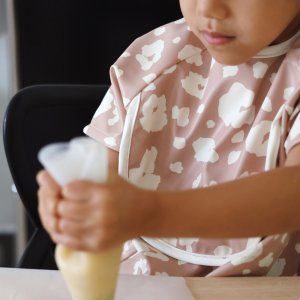 Bavoir à manches évolutif et 2 en 1 - savannah bloom Beaba