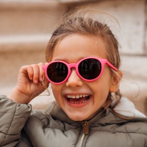 Lunettes de soleil 4-6 ans casual sunrise fushia Beaba