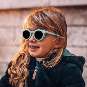 Lunettes de soleil 2-4 ans rétro vert sauge Beaba