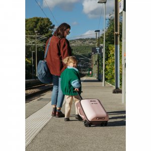 Valise cabine enfant avec assise luggage eazy 22l guimauve Beaba