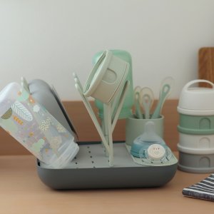 Égoutte biberons forêt vert de gris et gris minéral Beaba