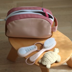 Trousse de toilette faro dusty rose Beaba