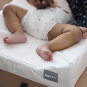 Matelas à langer incliné sofalange Beaba