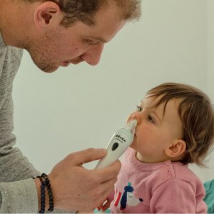 Mouche-bébé électrique nomade aspidoo Beaba