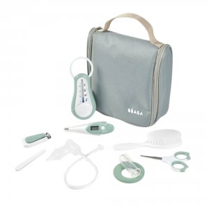 Trousse de toilette nomade 9 accessoires sage green Beaba