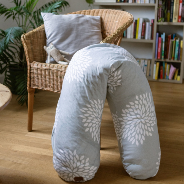 Coussin d’allaitement big flopsy flower gris Beaba