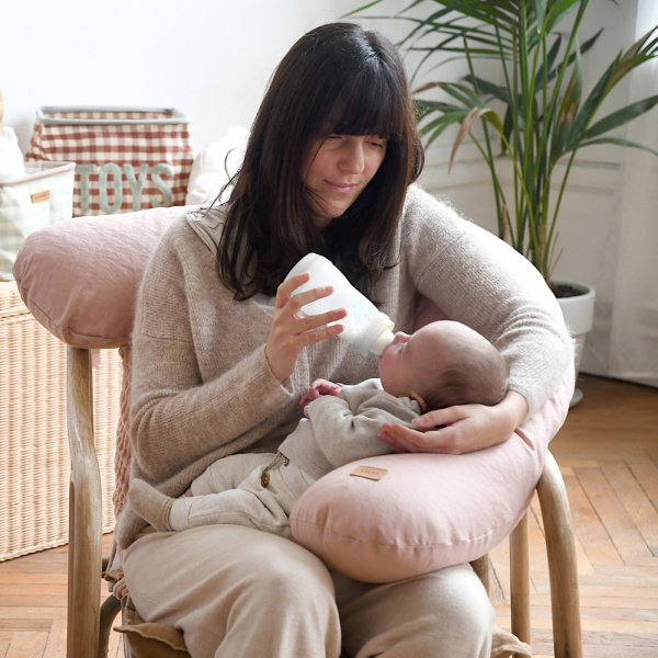 Coussin d’allaitement big flopsy lin vintage rose Beaba