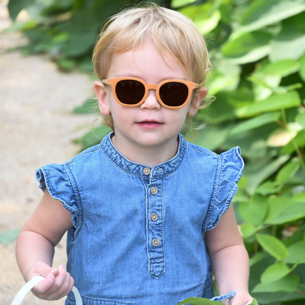 Lunettes de soleil 2-4 ans square caramel Beaba