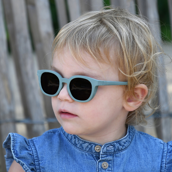 Lunettes de soleil 2-4 ans vert sauge Beaba