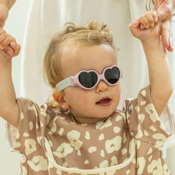 Lunettes de soleil bébé 0-9 mois anti uv baby heart barbe à papa Beaba