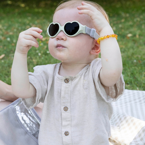 Lunettes de soleil bébé 0-9 mois anti uv baby heart barbe à papa Beaba