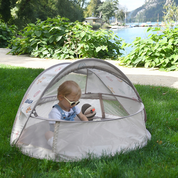 Tente anti-uv bébé breezynest Beaba