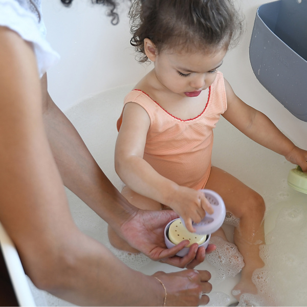 Jouets de bain bébé empilables gigognes en silicone multicouleurs Beaba