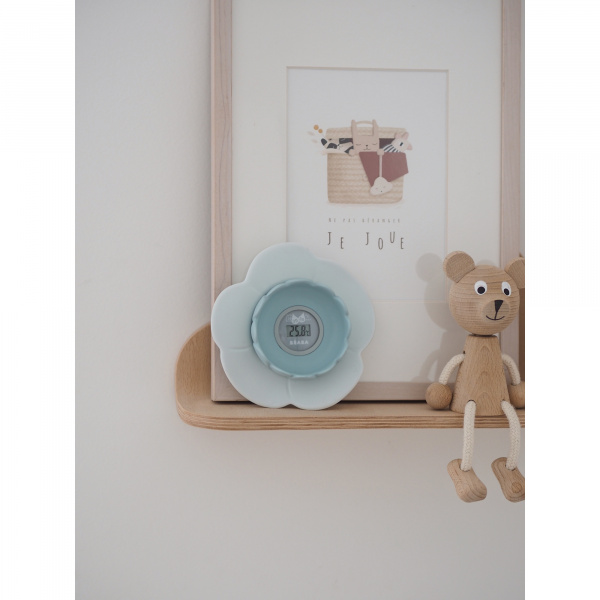 Sortie de bain avec gant 80x80 teddy + thermomètre de bain lotus green blue + trousse de toilette hygge grise Beaba