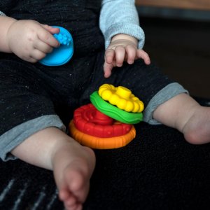 Ensemble de 5 jouets de dentition faciles à attraper Baby einstein