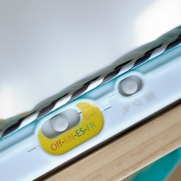 Jouet à suspendre piano musical neptune's kick & explore Baby einstein