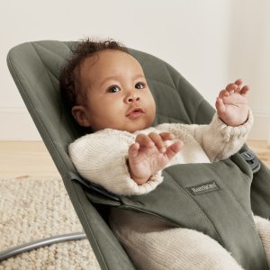 Transat bébé bliss coton matelassé pétale vert foncé Babybjorn
