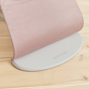 Transat bébé bliss coton matelassé pétale rose poudré Babybjorn