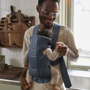 Porte bébé mini coton bleu indigo Babybjorn