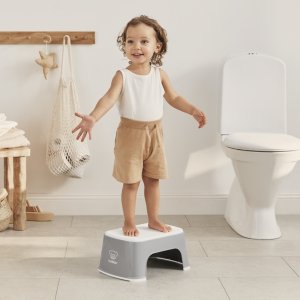 Marche pied enfant gris et blanc Babybjorn