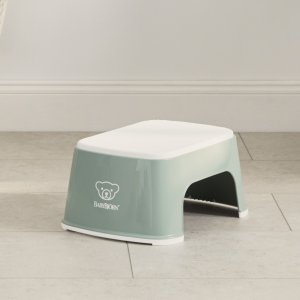 Marche pied enfant vert profond et blanc Babybjorn