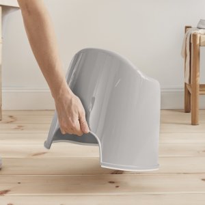 Pot fauteuil gris et blanc Babybjorn