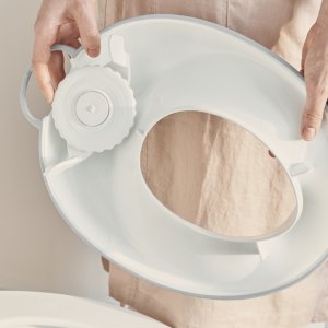 Réducteur de toilette blanc et gris Babybjorn