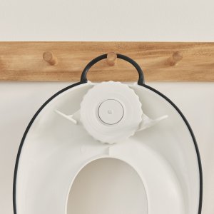 Réducteur de toilette blanc et noir Babybjorn