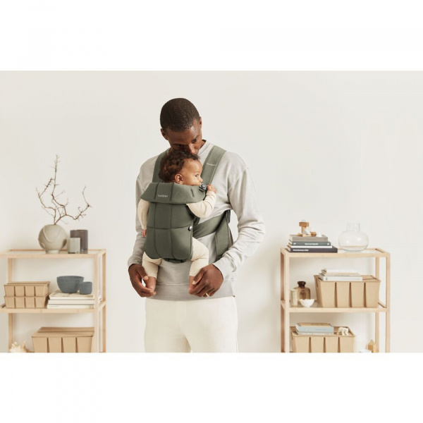 Porte bébé mini coton vert foncé Babybjorn