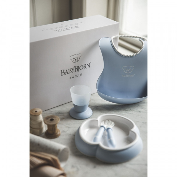 Coffret repas avec bavoir bleu pastel Babybjorn