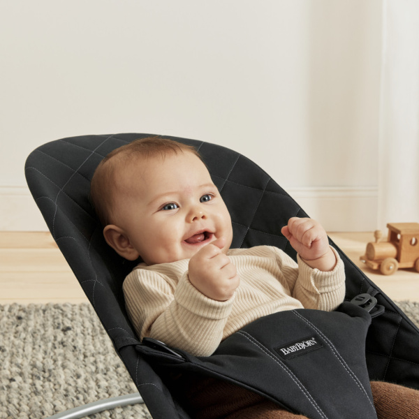 Transat bébé bliss coton matelassé pétale bleu Babybjorn