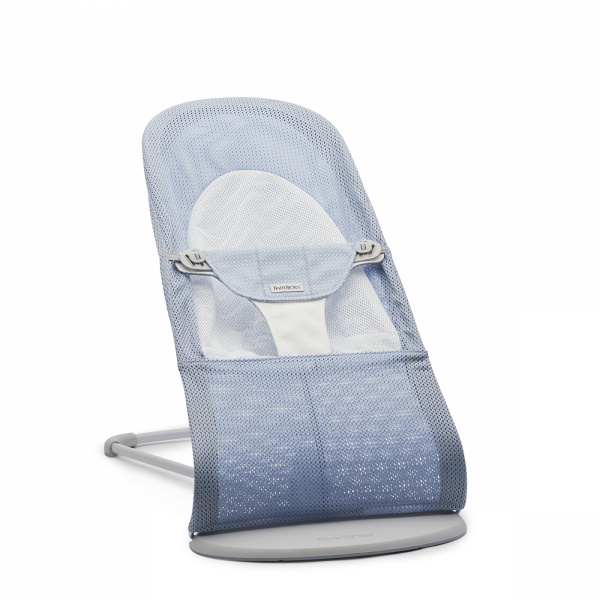 Transat bébé balance soft vert sauge et gris clair Babybjorn