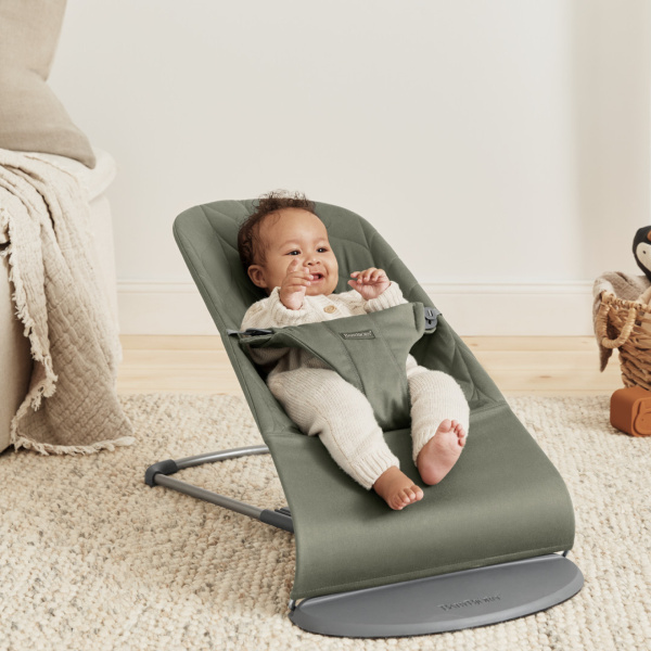 Transat bébé bliss coton matelassé pétale vert foncé Babybjorn