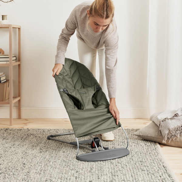 Transat bébé bliss coton matelassé pétale vert foncé Babybjorn