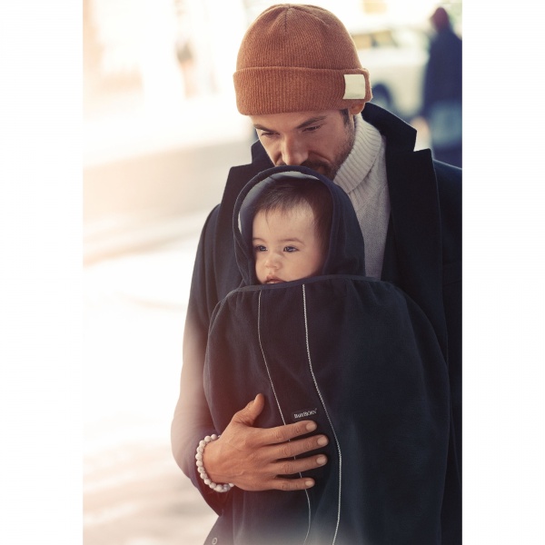 Cape pour porte bébé noir Babybjorn