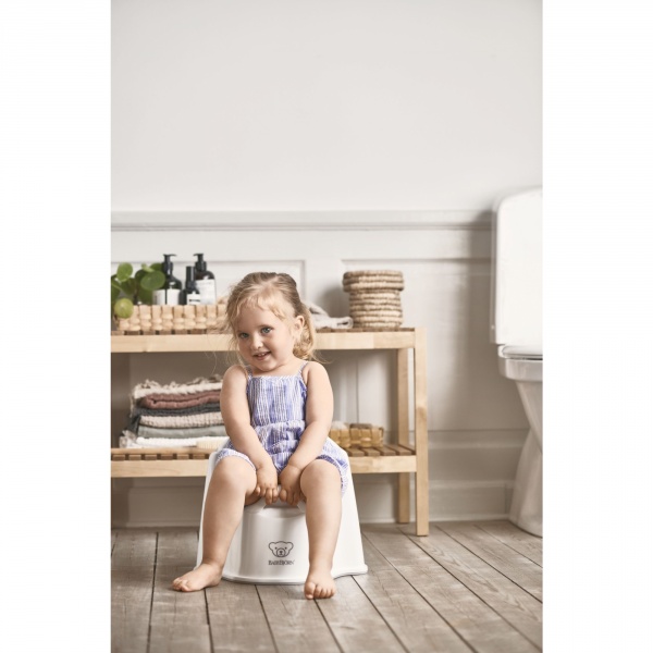 Pot fauteuil blanc et gris Babybjorn