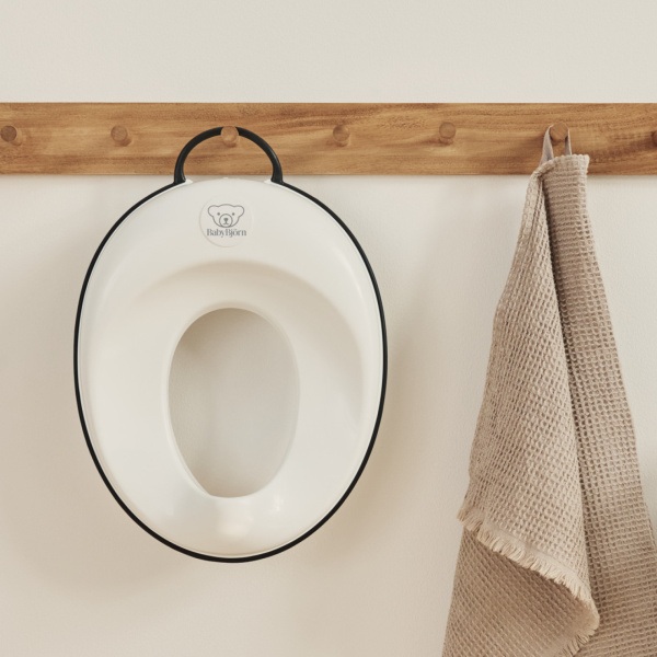 Réducteur de toilette blanc et noir Babybjorn