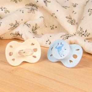 Lot de 2 sucettes anatomiques 0-6 mois animaux bleu et beige Biolane