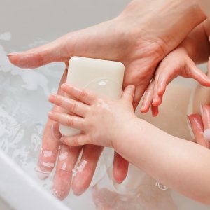 Solide lavant douceur 75g Biolane