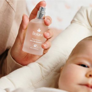 Coffret parfum bébé 50ml + brosse Biolane