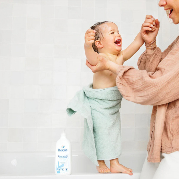 Crème lavante nourrissante bébé 750ml Biolane